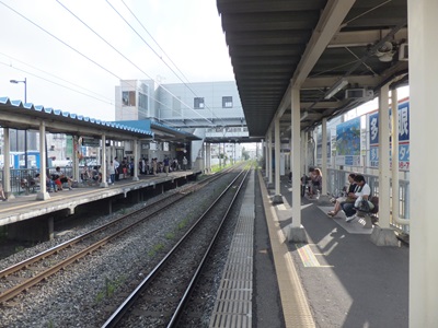 platform-a.jpg(67226 byte)