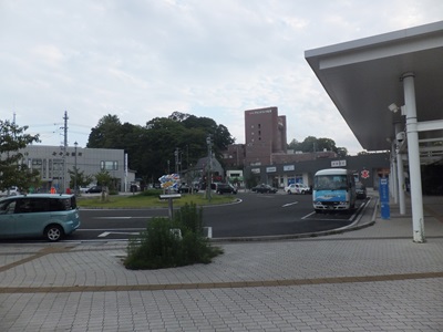 front-a3.jpg(54085 byte)