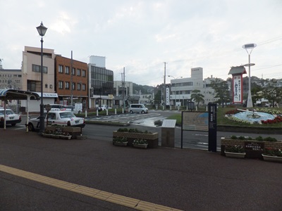 front-j.jpg(53065 byte)