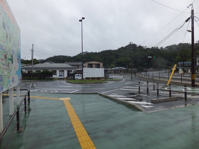 front.jpg(52123 byte)