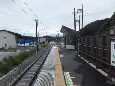 platform-a.jpg(58815 byte)