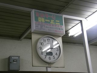 �L�������]�������v