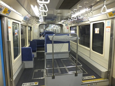 inside3c.jpg(67747 byte)