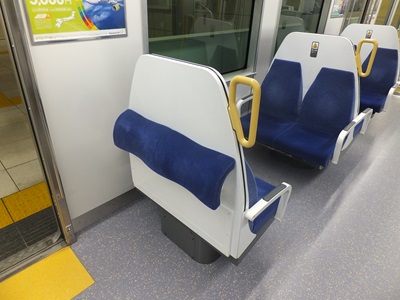 seat1b.jpg(57384 byte)